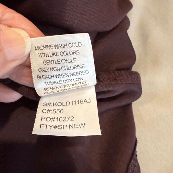 Live to be Spoiled Gauzy Ruched Dress Bordeaux Wine Floral Button Front Medium - Picture 8 of 12